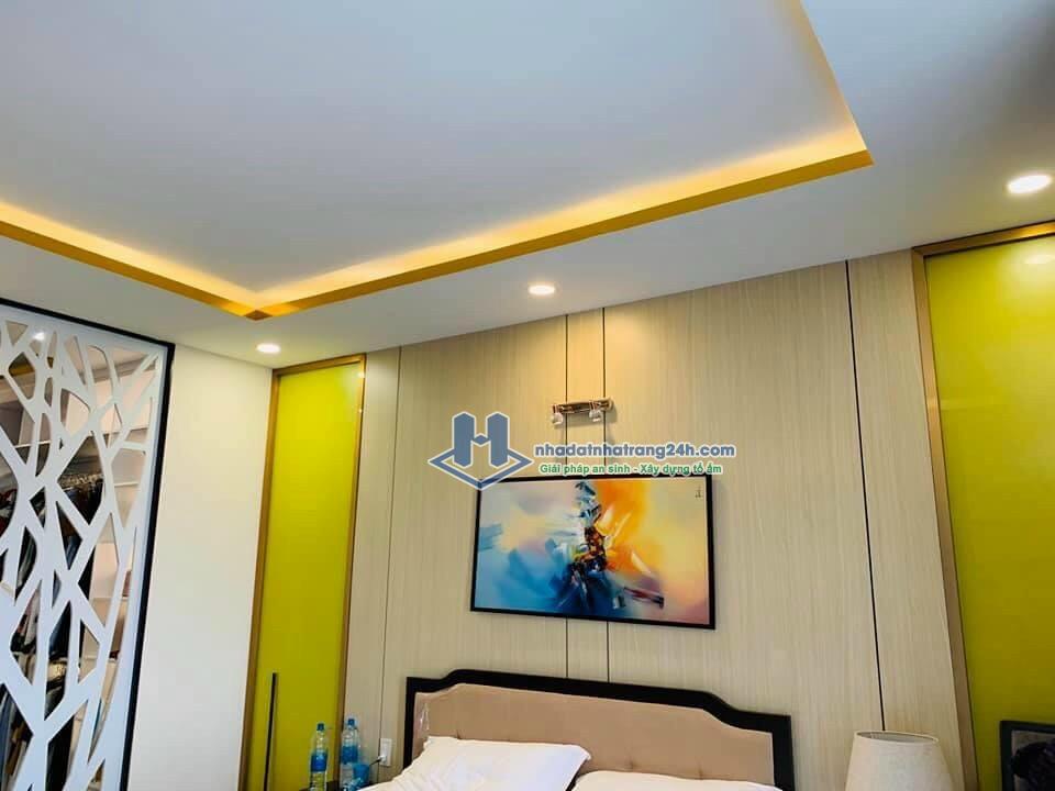 Bán nhà xã Vĩnh Thái Nha Trang