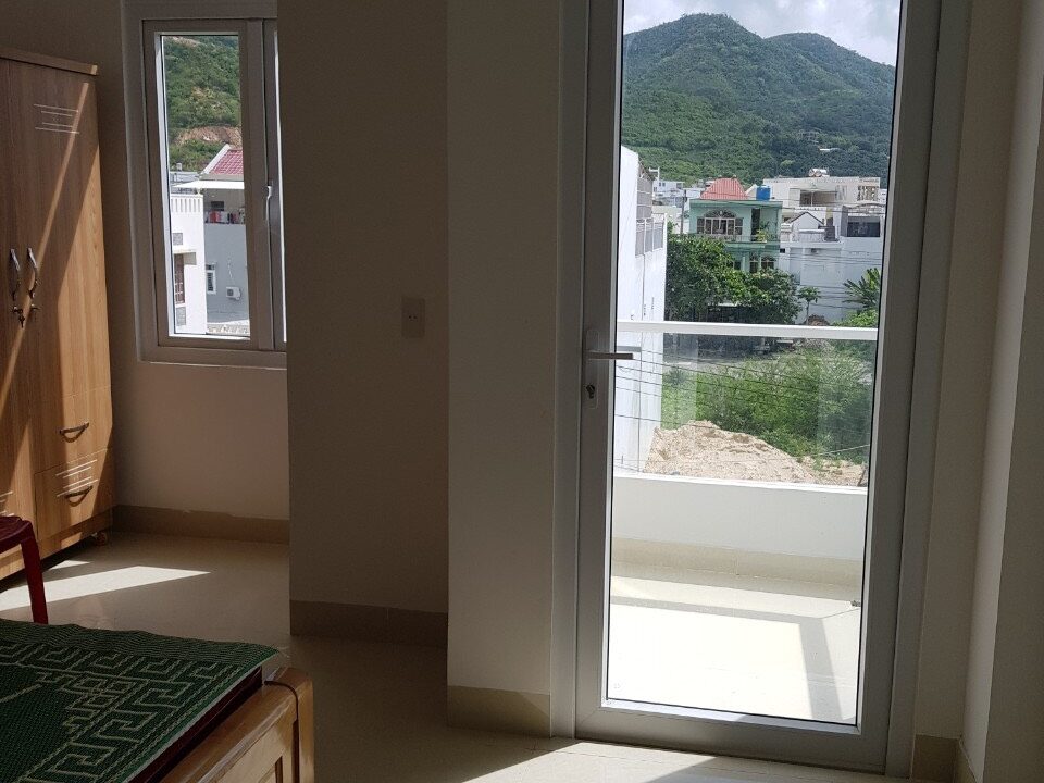 Bán nhà 5 tầng Hòn Xện Vĩnh Hòa