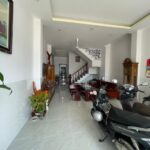 Bán nhà mặt tiền Tái Định Cư Sân Bay
