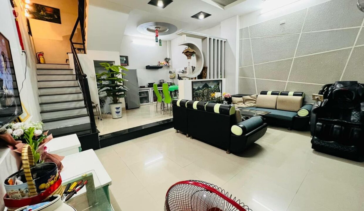 Ban nha hoang dieu nha trang