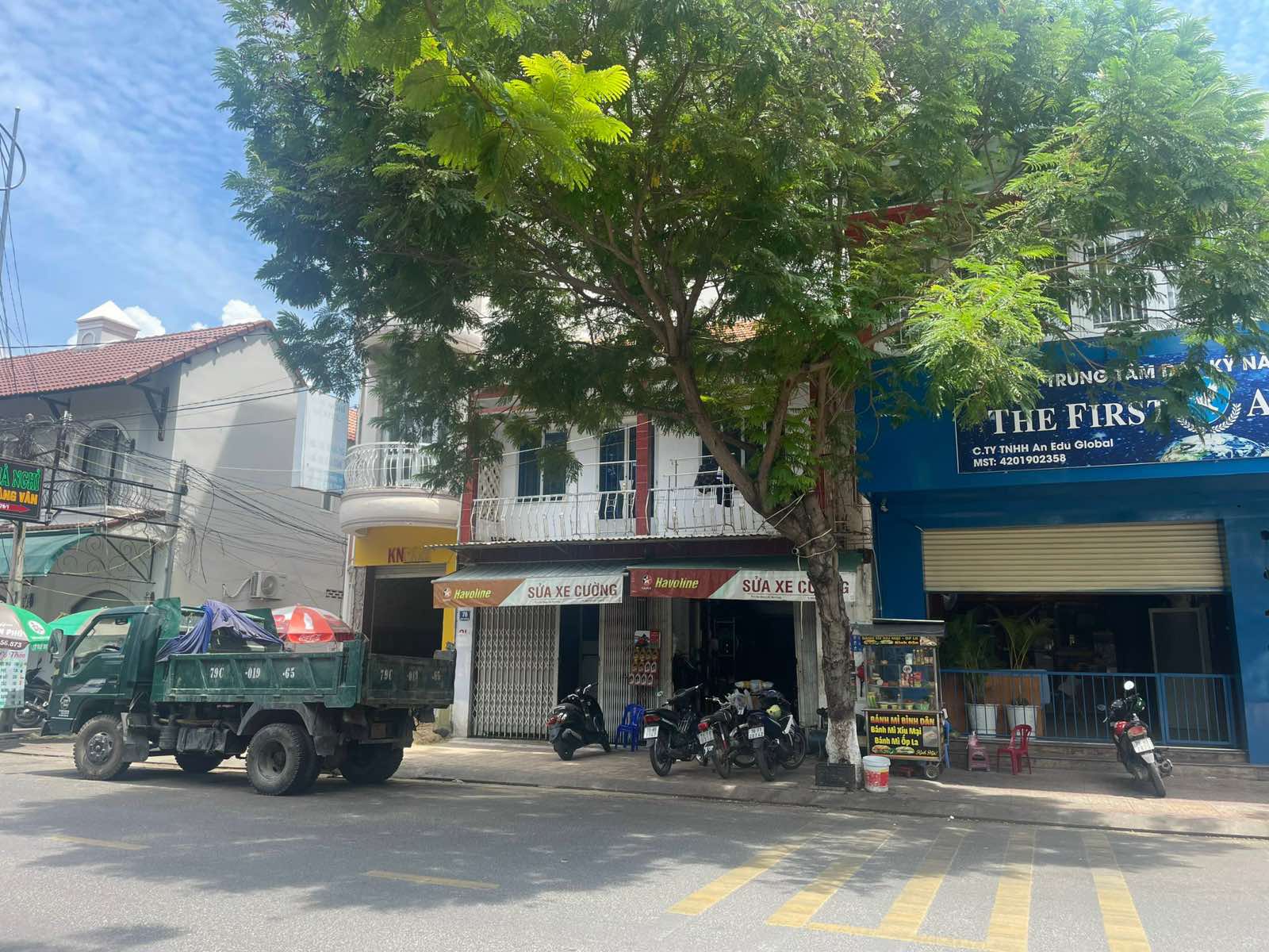 Bán đất mặt tiền đường Hòn Chồng, Tp Nha Trang